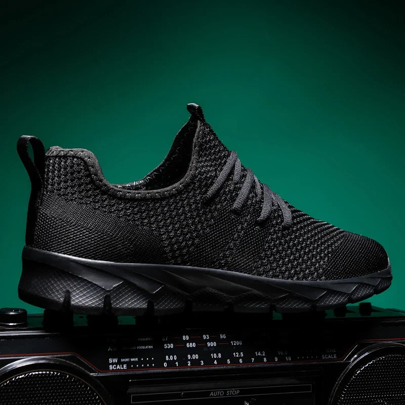 Men's Breathable Cushioned Running Shoes — Lightweight Comfort for Active Feet